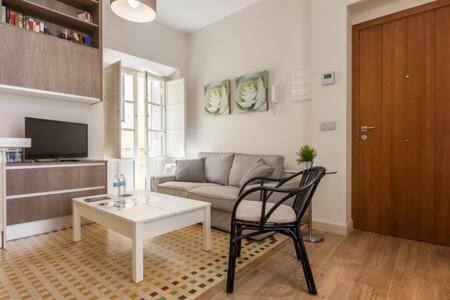 T2, Tirso De Molina, Apartamento Luminoso Y Tranquilo เซบีญา ภายนอก รูปภาพ