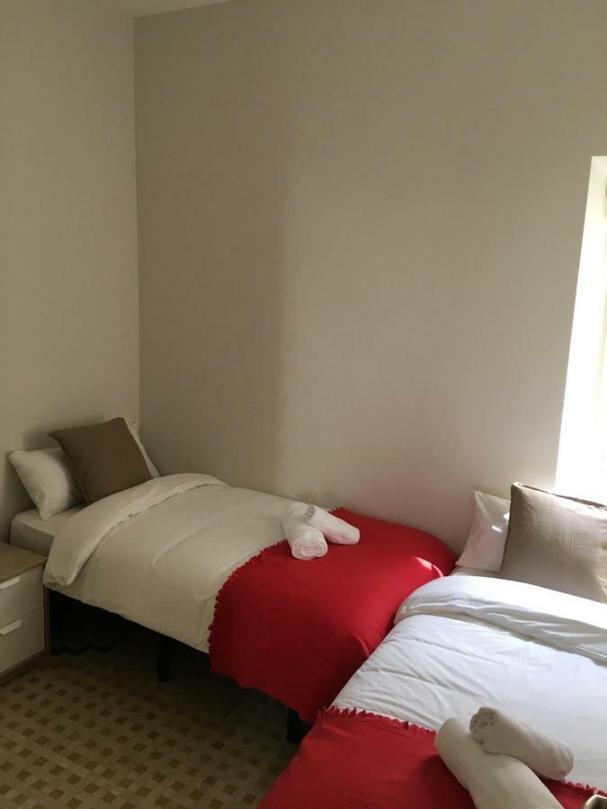 T2, Tirso De Molina, Apartamento Luminoso Y Tranquilo เซบีญา ภายนอก รูปภาพ